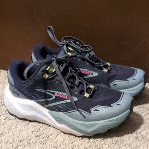 Brooks Caldera 7 Women's Size 8